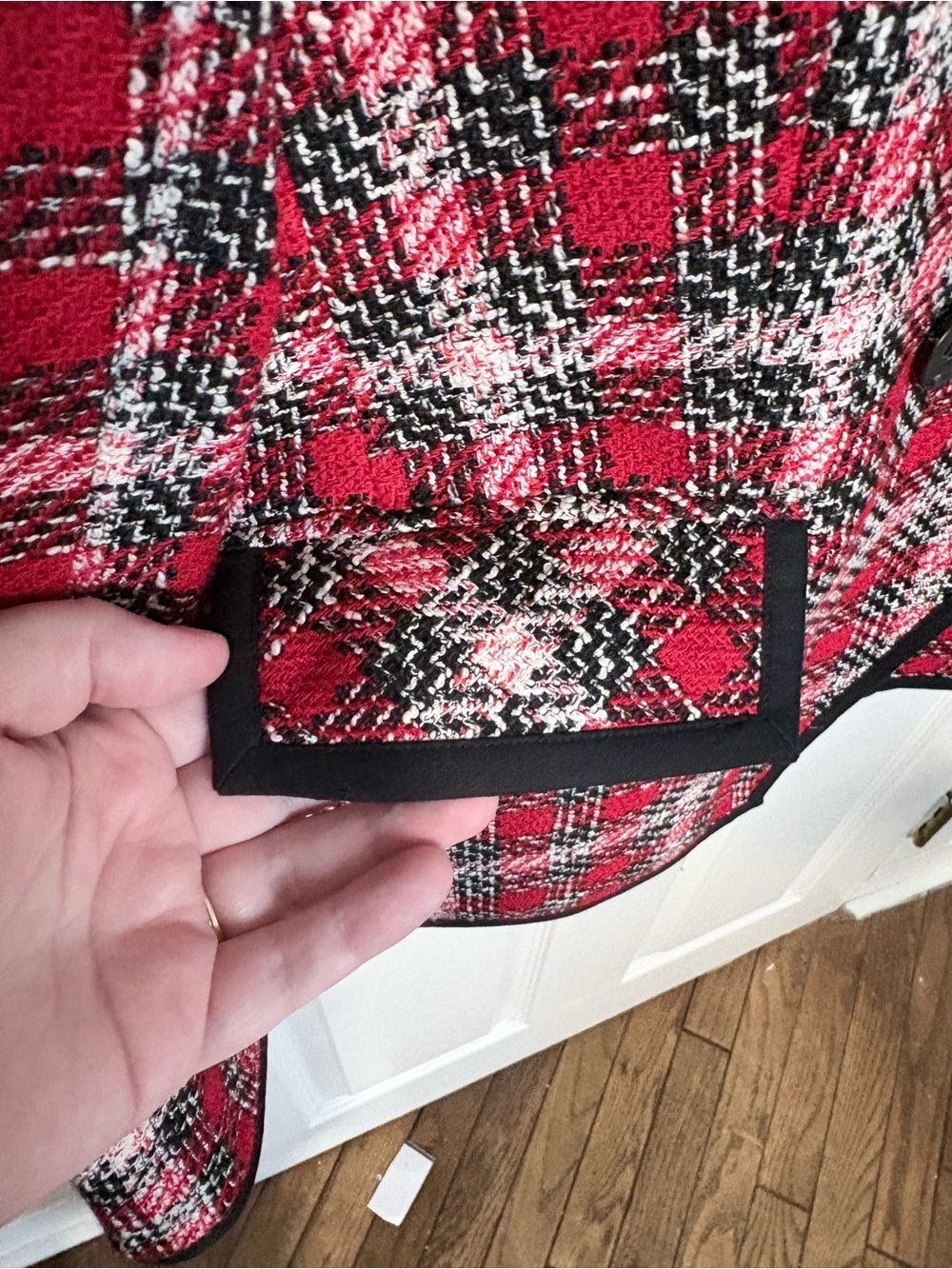 Veronica Beard | Red Plaid Tweed Double Breasted Blazer | Size 10 - Picture 6 of 12